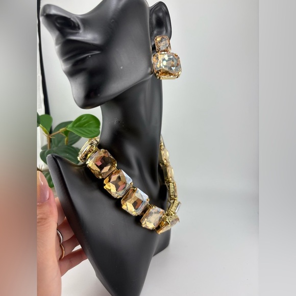 Gold Crystal Statement Necklace & Earring Set - Picture 6 of 8